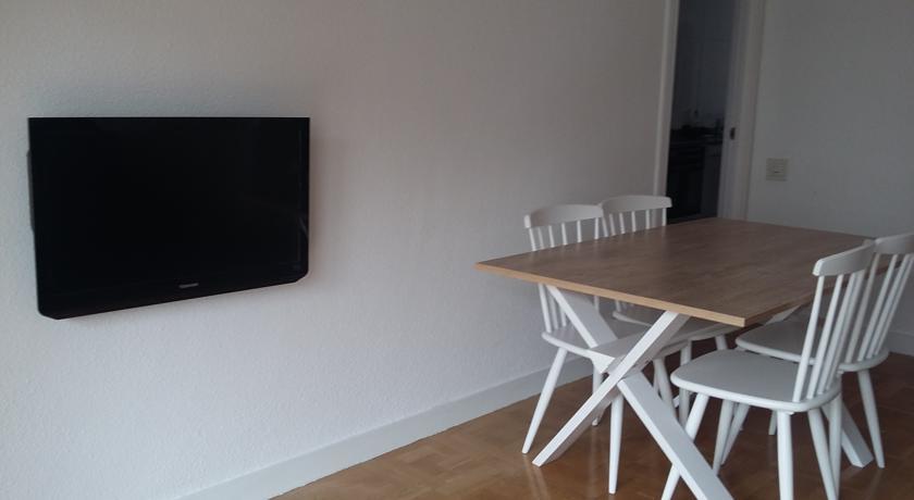 Apartamento Vuelta Del Castillo Pamplona Ngoại thất bức ảnh